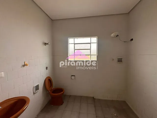 Casa com 300m², para alugar, no bairro Vila Nair em São José dos Campos