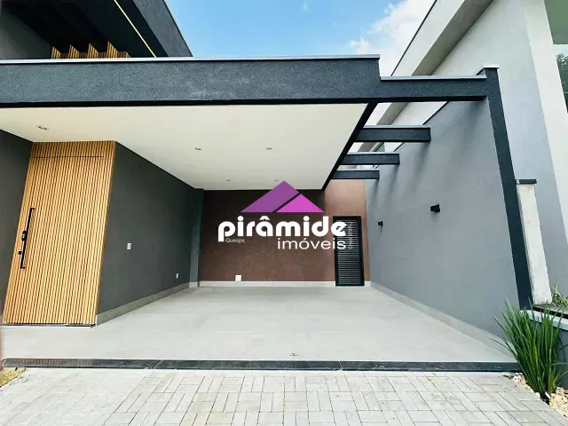 Casa 3 quartos e 4 banheiros, à venda, no bairro Condomínio Terras do Vale em Caçapava