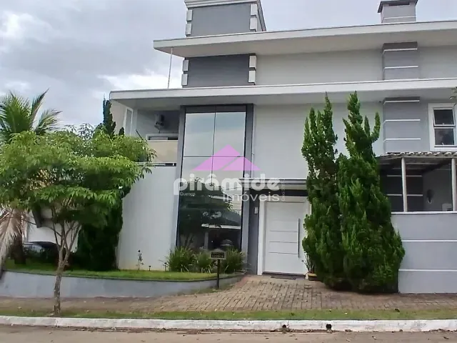 Casa com 290m² 4 quartos e 4 banheiros, à venda, no bairro Condomínio Residencial Mantiqueira em São José dos Campos