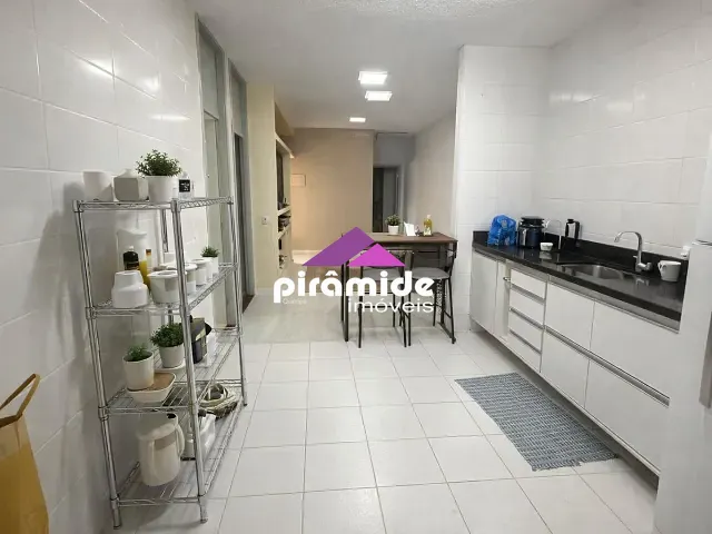 Casa com 120m² 3 quartos e 2 banheiros, à venda, no bairro Jardim Marcondes em Jacareí
