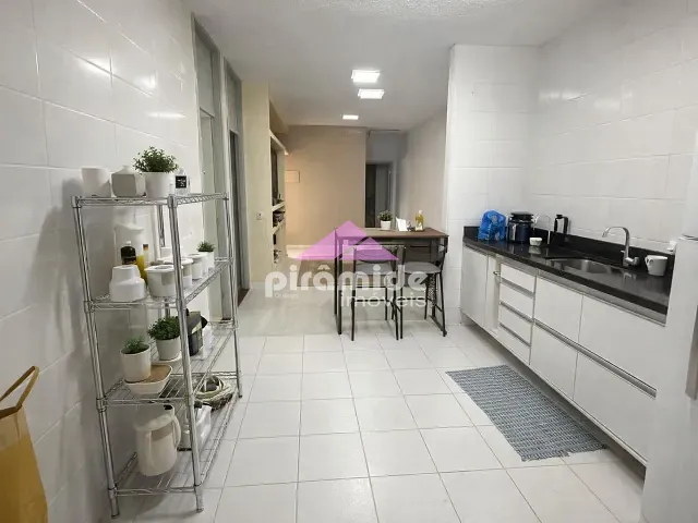 Casa com 120m² 3 quartos e 2 banheiros, à venda, no bairro Jardim Marcondes em Jacareí