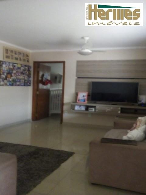 Casa, 3 quartos, 164 m² - Foto 4
