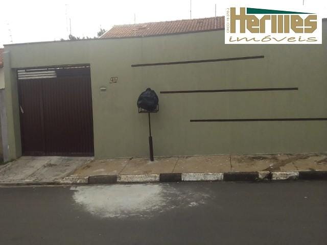 Casa, 3 quartos, 164 m² - Foto 1