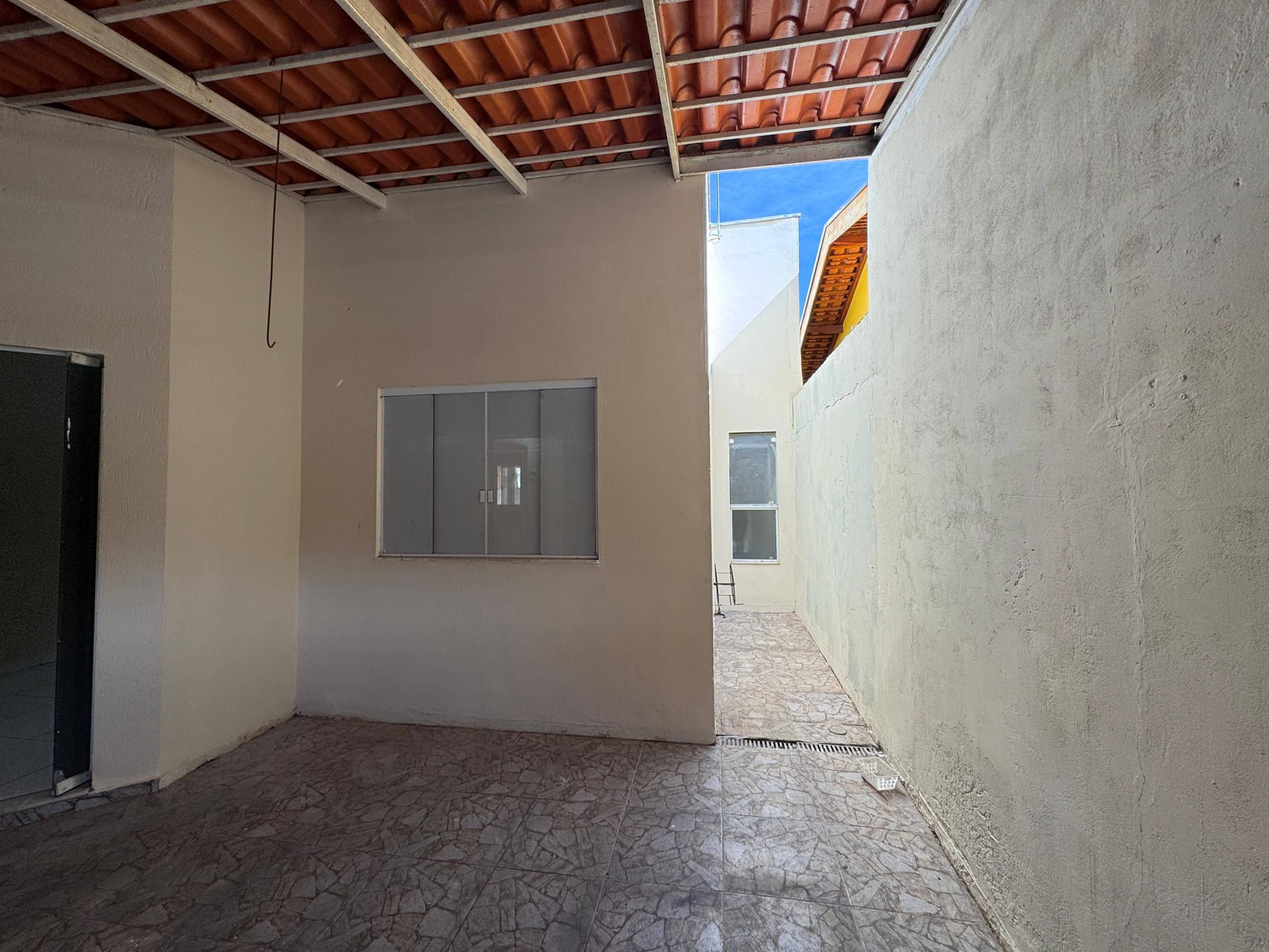 Casa para alugar com 2 quartos, 100m² - Foto 4