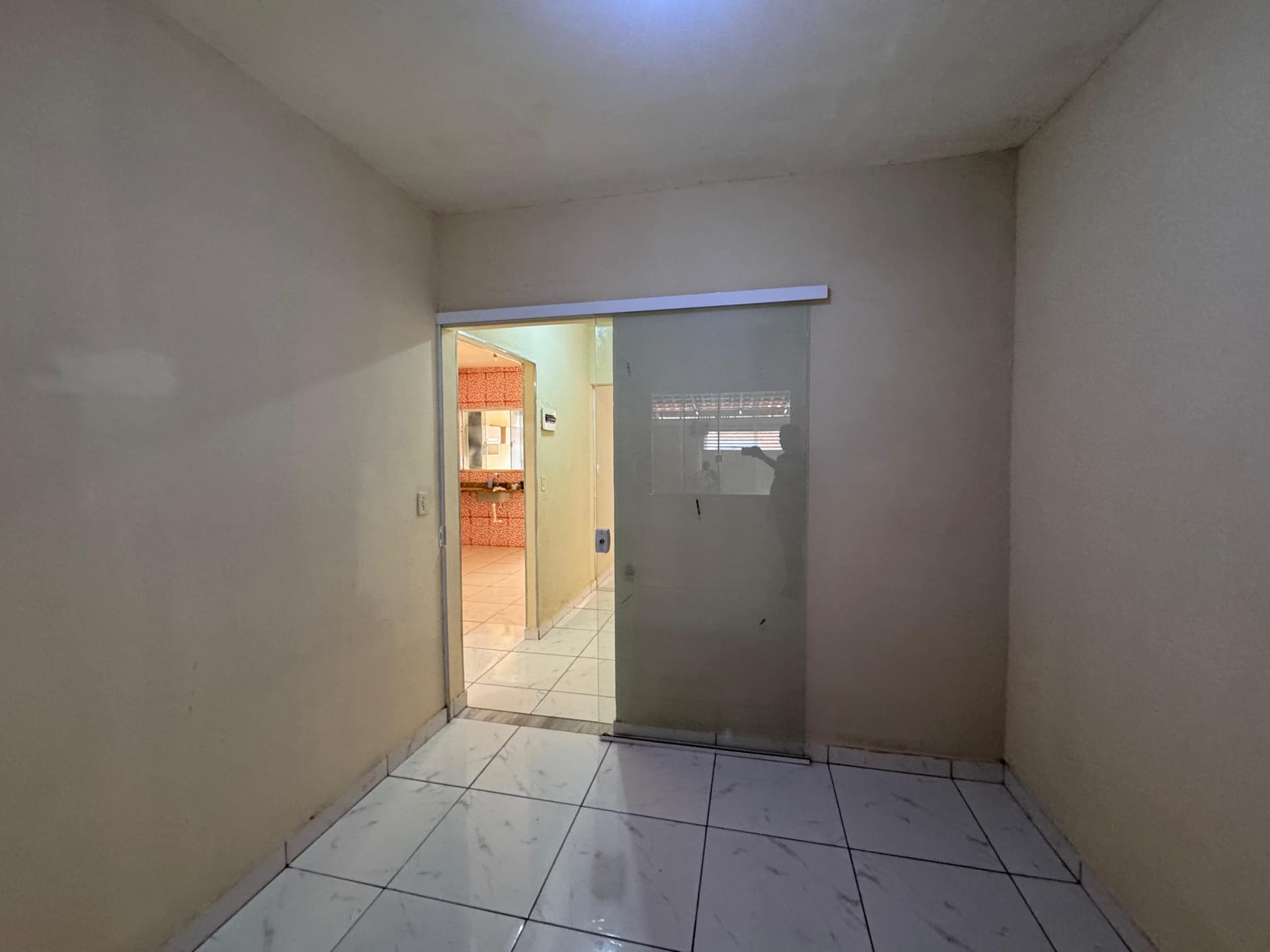 Casa para alugar com 2 quartos, 100m² - Foto 24