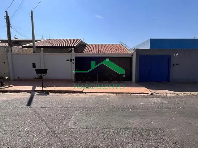 Casa com 275m² 3 quartos e 3 banheiros, à venda, no bairro Jardim Califórnia em Barretos