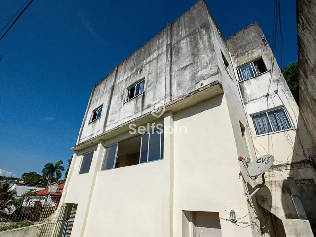 Casa 18 quartos e 9 banheiros, para alugar, no bairro Icaraí em Niterói