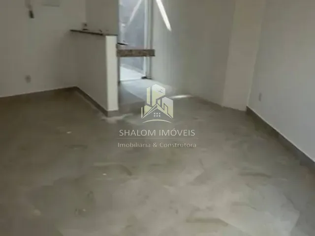 Casa 2 quartos e 1 banheiro, à venda, no bairro Parque Xangri-Lá em Contagem