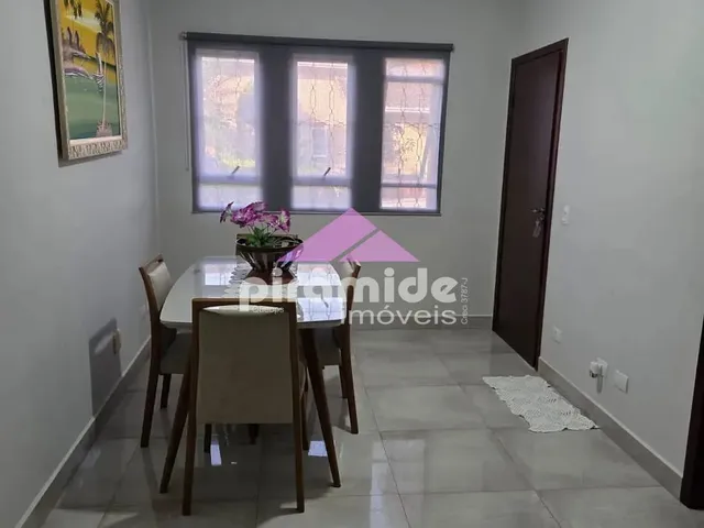 Casa com 124m² 3 quartos e 1 banheiro, à venda, no bairro Jacareí em Jacareí
