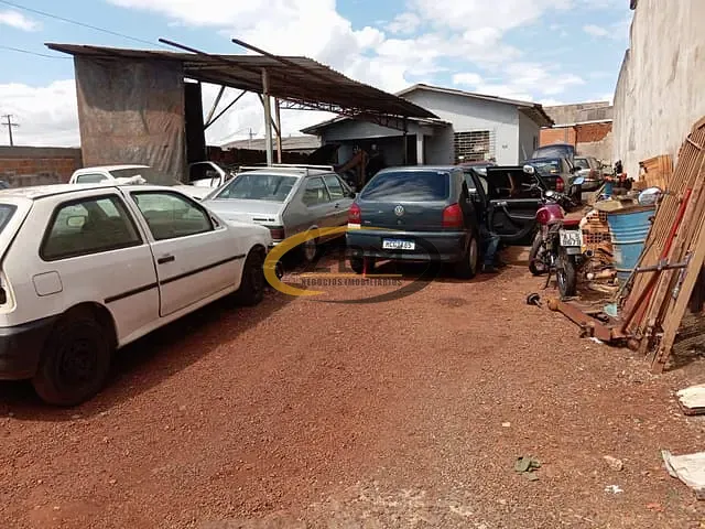 Casa com 432m², à venda, no bairro Vila Casoni em Londrina