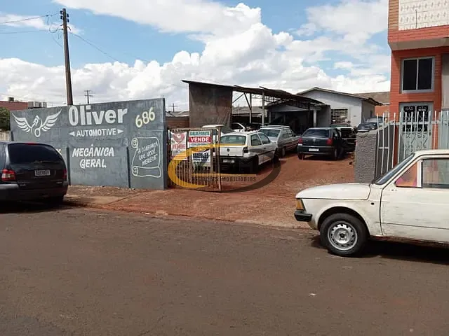 Casa com 432m², à venda, no bairro Vila Casoni em Londrina