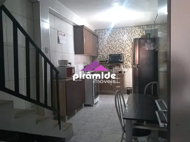 Casa 4 quartos e 2 banheiros, à venda, no bairro Conjunto Residencial Dom Pedro II em São José dos Campos