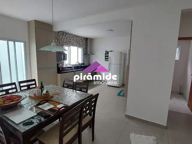 Casa com 140m² 3 quartos e 3 banheiros, à venda, no bairro Loteamento Villa Branca em Jacareí
