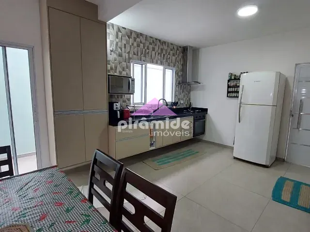 Casa com 140m² 3 quartos e 3 banheiros, à venda, no bairro Loteamento Villa Branca em Jacareí