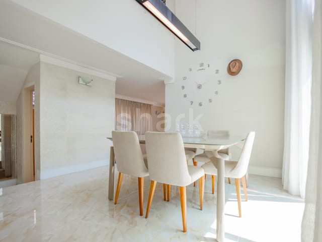 Casa com 367m² 4 quartos e 4 banheiros, à venda ou para alugar, no bairro Alphaville em Santana de Parnaíba