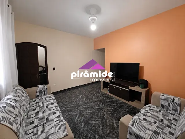 Casa com 210m² 2 quartos e 1 banheiro, à venda, no bairro Jardim Satélite em São José dos Campos