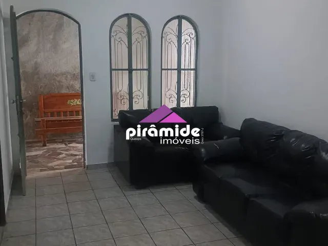 Casa 3 quartos e 1 banheiro, à venda, no bairro Jardim Terras do Sul em São José dos Campos