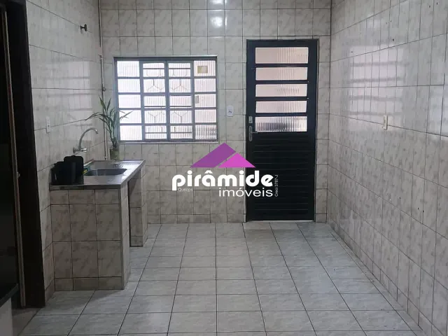 Casa 3 quartos e 1 banheiro, à venda, no bairro Jardim Terras do Sul em São José dos Campos
