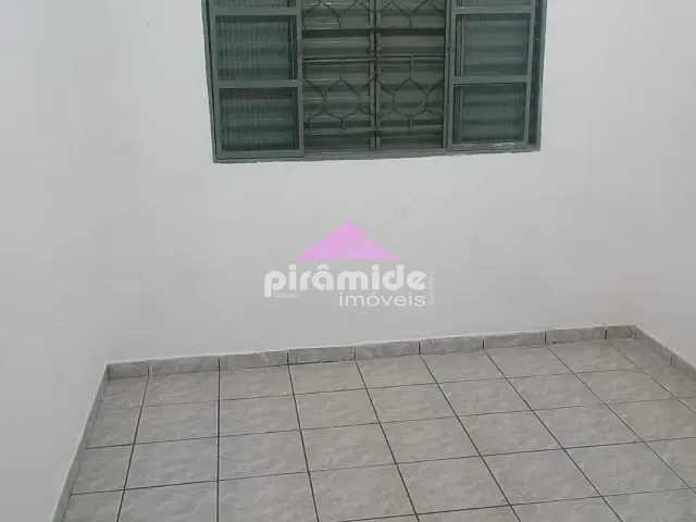 Casa 3 quartos e 1 banheiro, à venda ou para alugar, no bairro Jardim Terras do Sul em São José dos Campos