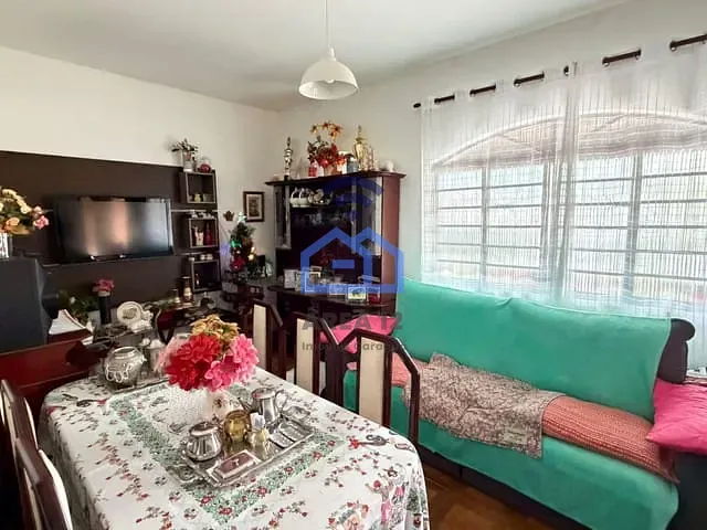 Casa com 286m² 4 quartos e 3 banheiros, à venda, no bairro Indaia em Caraguatatuba
