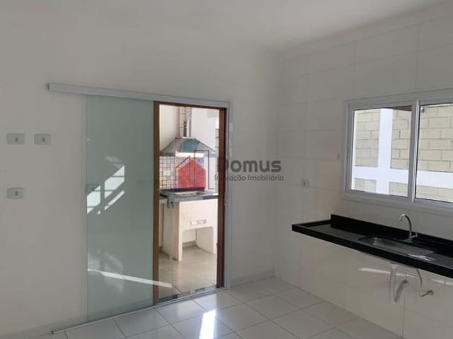 Casa à venda, no bairro Vila Areao em Taubaté