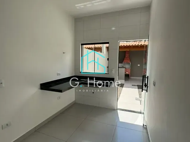 Casa com 125m², à venda, no bairro Jardim Moema em Londrina