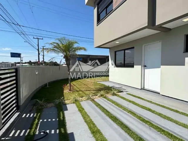 Casa 3 quartos e 3 banheiros, à venda, no bairro Bela Vista em Palhoça