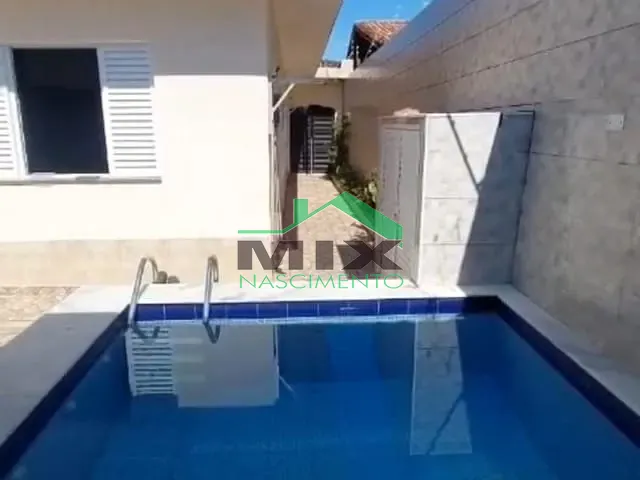 Casa com 432m² 3 quartos e 5 banheiros, à venda, no bairro Plataforma em Mongaguá