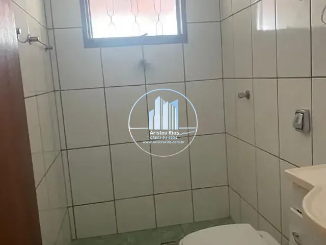 Casa com 60m² 2 quartos e 2 banheiros, para alugar, no bairro Vila Nossa Senhora Aparecida em Pouso Alegre