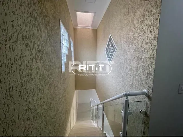 Casa com 350m² 3 quartos e 2 banheiros, à venda, no bairro Jardim Eulina em Campinas