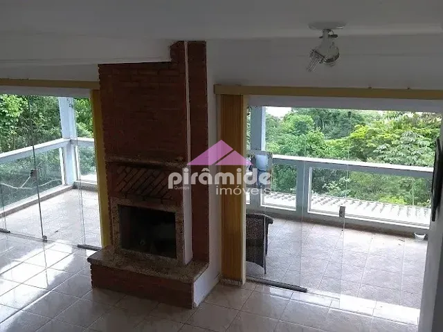 Casa com 3416m² 2 quartos e 2 banheiros, à venda, no bairro Cigarras em São Sebastião