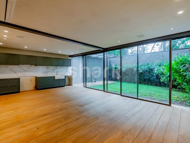 Casa com 342m² 3 quartos e 5 banheiros, à venda, no bairro Jardim Guedala em São Paulo