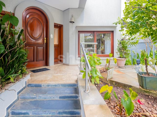 Casa com 480m² 4 quartos e 6 banheiros, à venda ou para alugar, no bairro Alphaville em Santana de Parnaíba