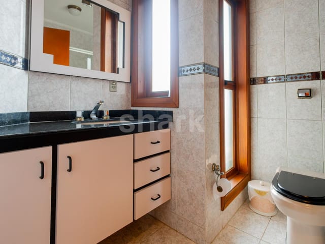 Casa com 480m² 4 quartos e 6 banheiros, à venda ou para alugar, no bairro Alphaville em Santana de Parnaíba
