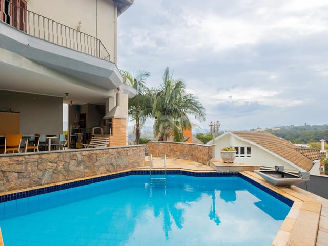 Casa com 480m² 4 quartos e 6 banheiros, à venda ou para alugar, no bairro Alphaville em Santana de Parnaíba