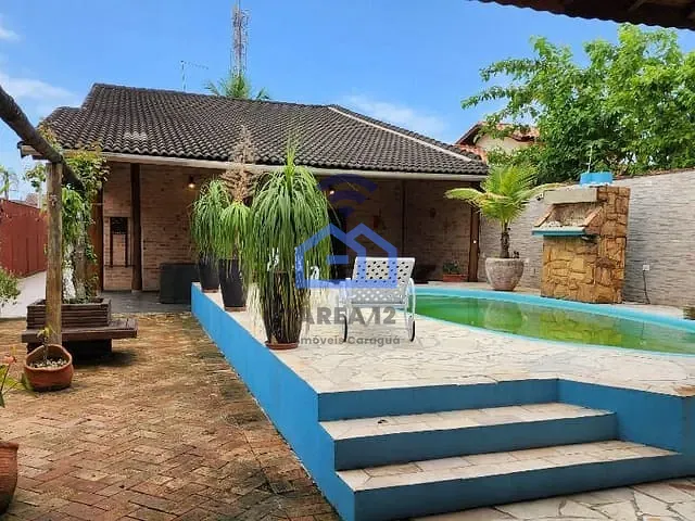 Casa com 402m² 4 quartos e 3 banheiros, à venda, no bairro Massaguaçu em Caraguatatuba
