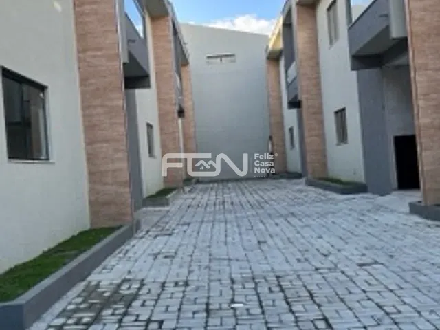 Casa 3 quartos e 2 banheiros, à venda, no bairro Ipitanga em Lauro de Freitas