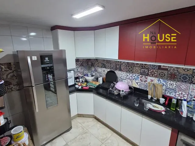 Casa 2 quartos e 3 banheiros, à venda, no bairro Coester em Fernandópolis