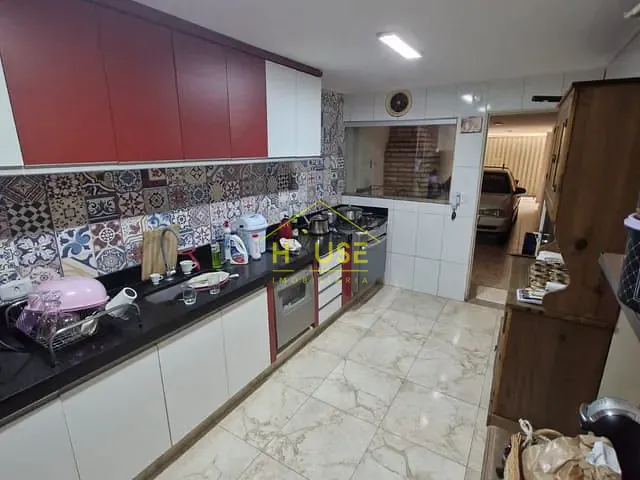 Casa 2 quartos e 3 banheiros, à venda, no bairro Coester em Fernandópolis
