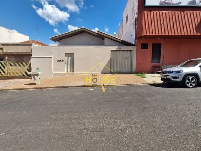 Casa 2 quartos e 3 banheiros, à venda, no bairro Coester em Fernandópolis