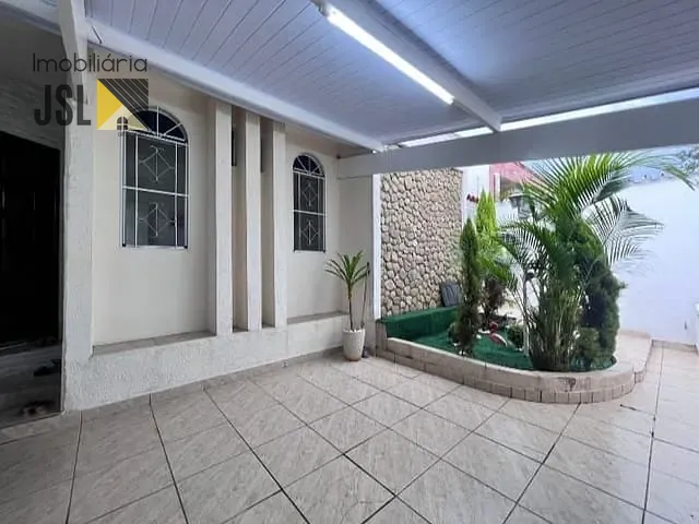 Casa com 250m² 3 quartos e 3 banheiros, à venda, no bairro Jardim Campo Grande em Caçapava