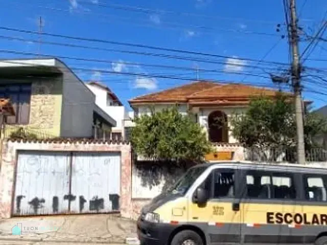 Casa com 480m² 3 quartos e 2 banheiros, à venda, no bairro Vila Portuguesa em São Paulo