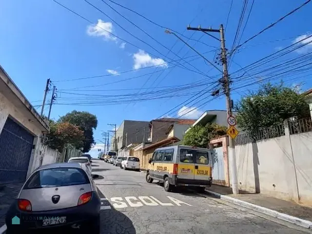 Casa com 480m² 3 quartos e 2 banheiros, à venda, no bairro Vila Portuguesa em São Paulo
