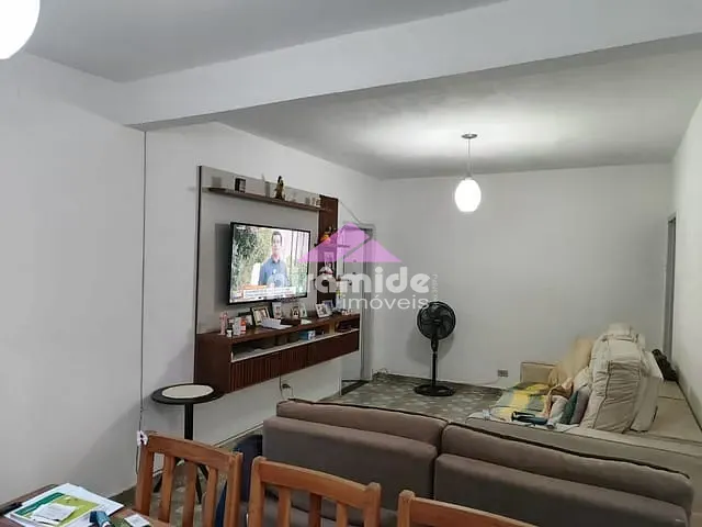 Casa com 312m² 3 quartos e 2 banheiros, à venda ou para alugar, no bairro Jardim uira em São José dos Campos