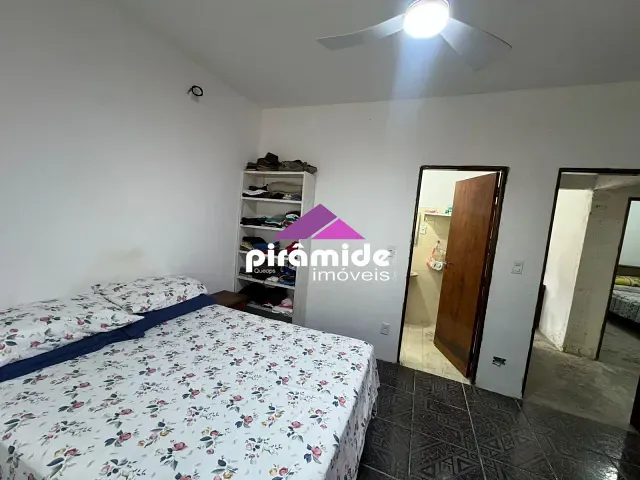 Casa com 408m² 3 quartos e 2 banheiros, à venda, no bairro Cantagalo em Caraguatatuba