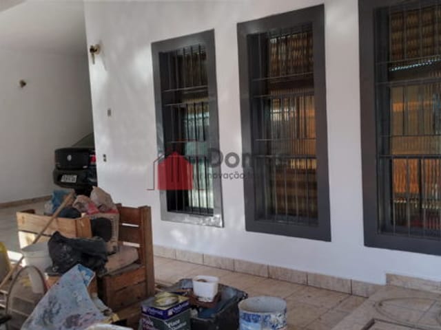 Casa com 300m², à venda, no bairro Jardim Rosely em Pindamonhangaba