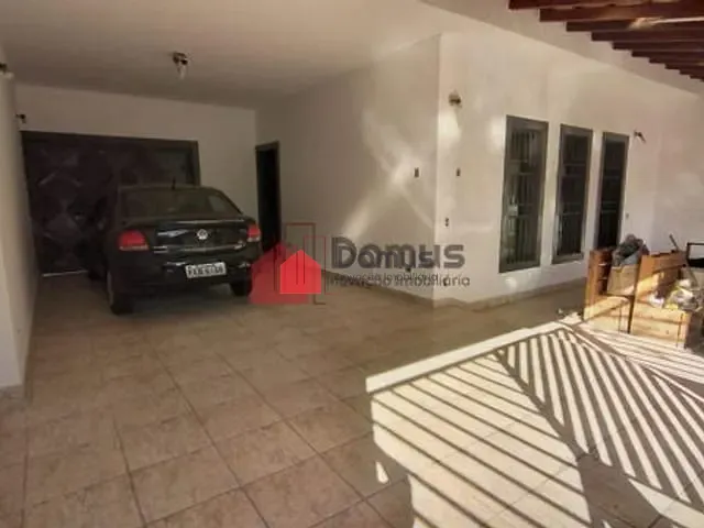 Casa com 300m², à venda, no bairro Jardim Rosely em Pindamonhangaba