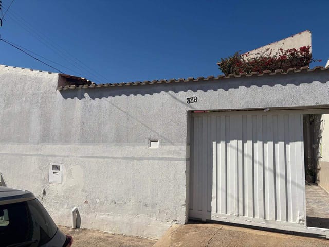Casa com 250m² 2 quartos e 3 banheiros, à venda, no bairro Jardim Novo Maracanã em Campinas