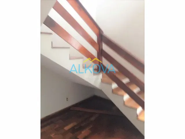 Casa com 326m² 3 quartos e 5 banheiros, à venda, no bairro Urbanova em São José dos Campos