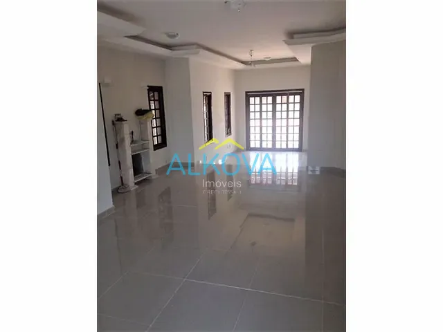 Casa com 326m² 3 quartos e 5 banheiros, à venda, no bairro Urbanova em São José dos Campos